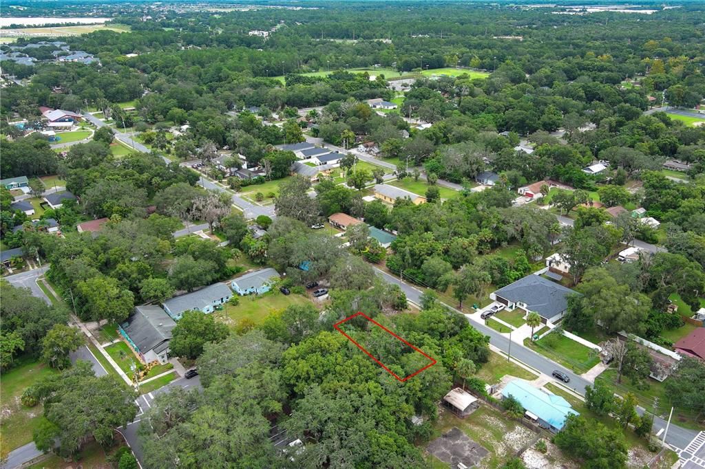 На продажу: $59,500 (0.11 acres)