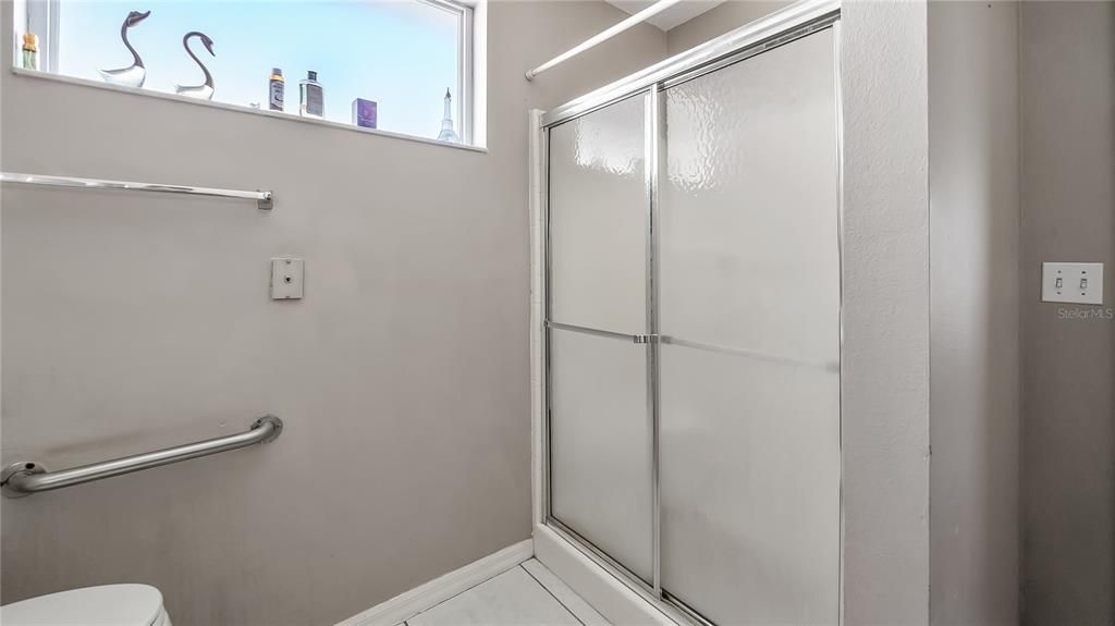 En Venta: $294,500 (2 camas, 2 baños, 1170 Pies cuadrados)