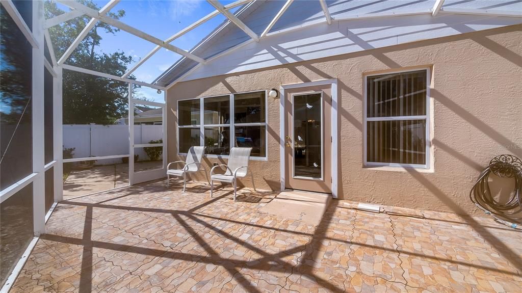 En Venta: $294,500 (2 camas, 2 baños, 1170 Pies cuadrados)