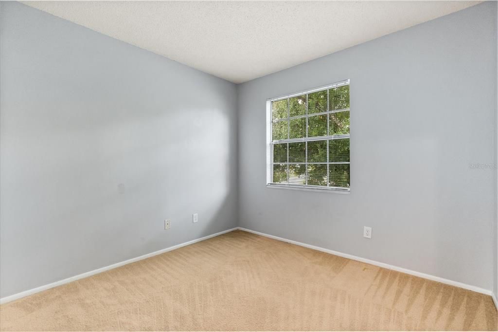 Active With Contract: $280,000 (3 beds, 2 baths, 1008 Square Feet)