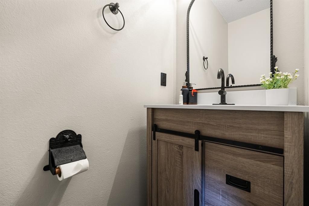 Active With Contract: $280,000 (3 beds, 2 baths, 1008 Square Feet)