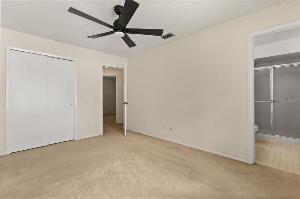 Active With Contract: $280,000 (3 beds, 2 baths, 1008 Square Feet)