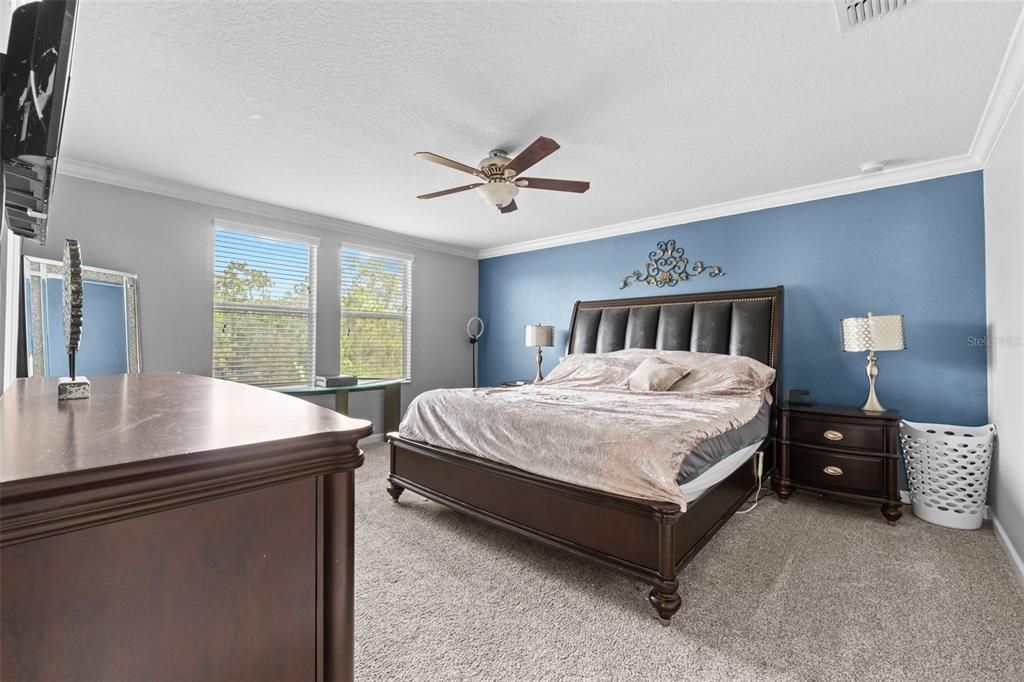 En Venta: $589,000 (4 camas, 2 baños, 2978 Pies cuadrados)