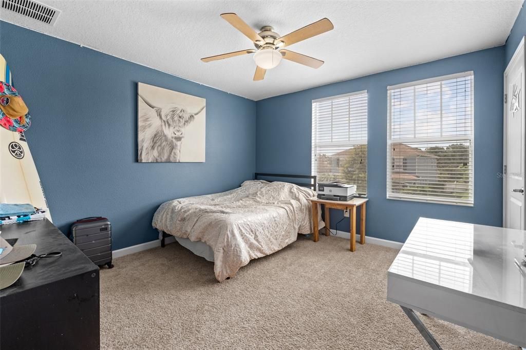 En Venta: $589,000 (4 camas, 2 baños, 2978 Pies cuadrados)