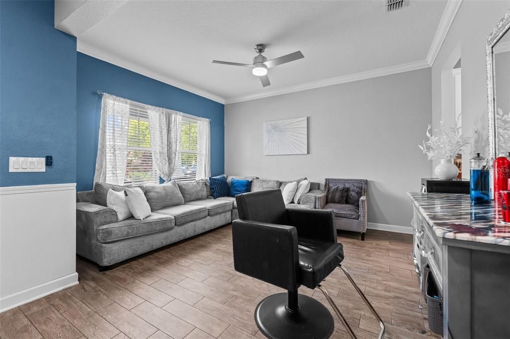 En Venta: $589,000 (4 camas, 2 baños, 2978 Pies cuadrados)