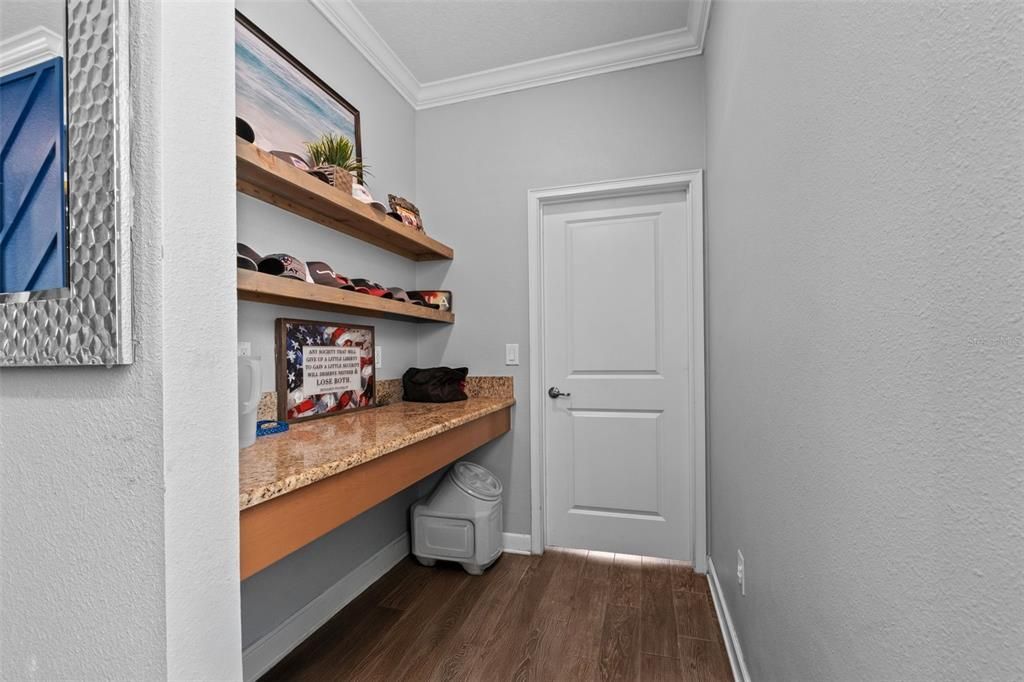 En Venta: $589,000 (4 camas, 2 baños, 2978 Pies cuadrados)