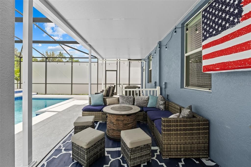 En Venta: $589,000 (4 camas, 2 baños, 2978 Pies cuadrados)