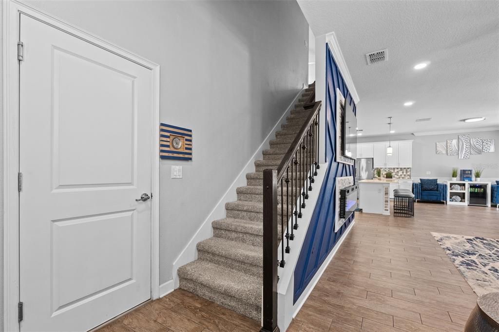 En Venta: $589,000 (4 camas, 2 baños, 2978 Pies cuadrados)