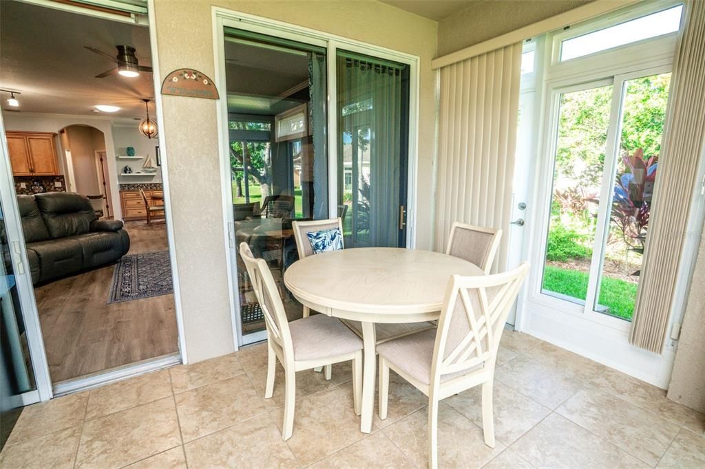 На продажу: $275,000 (2 спален, 2 ванн, 1396 Квадратных фут)