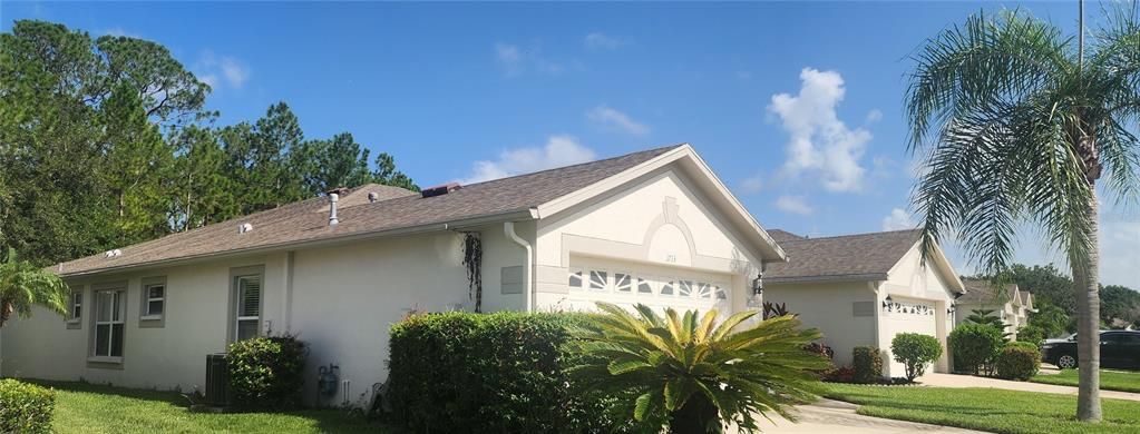 Active With Contract: $292,900 (2 beds, 2 baths, 1422 Square Feet)