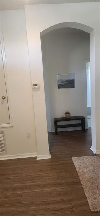 Active With Contract: $292,900 (2 beds, 2 baths, 1422 Square Feet)