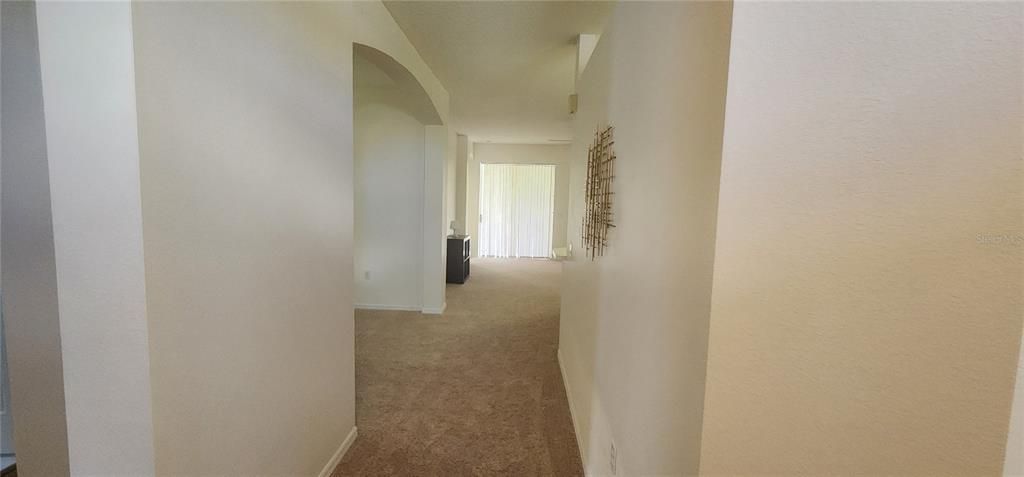 Active With Contract: $292,900 (2 beds, 2 baths, 1422 Square Feet)