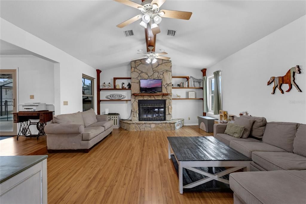 For Sale: $700,000 (3 beds, 2 baths, 2345 Square Feet)