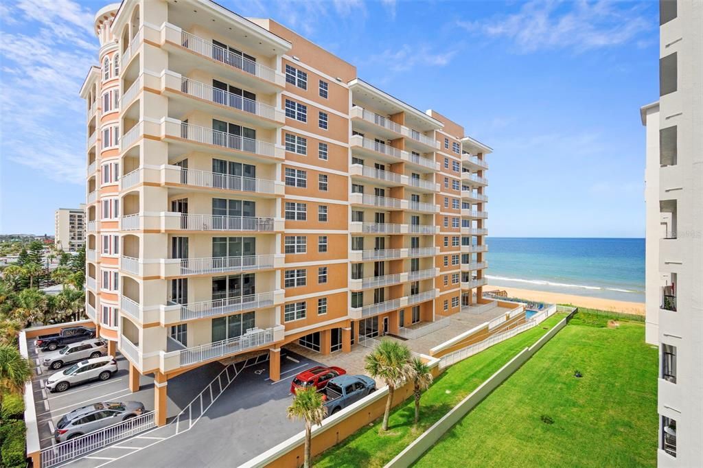 For Sale: $370,000 (2 beds, 2 baths, 1225 Square Feet)