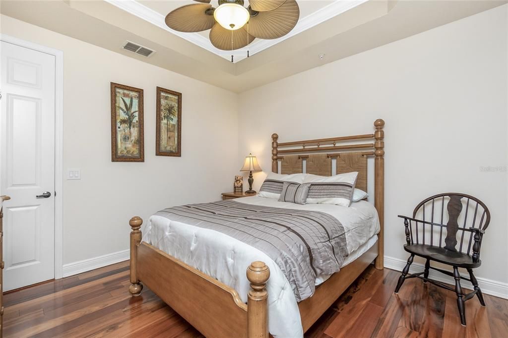 待售: $559,000 (3 贝兹, 2 浴室, 2374 平方英尺)