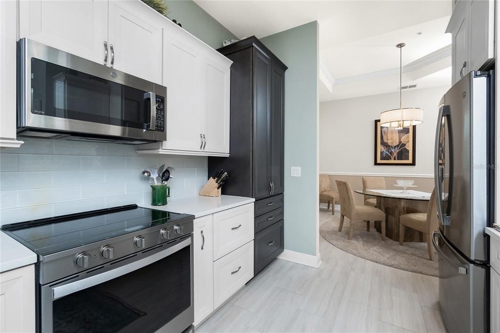 待售: $559,000 (3 贝兹, 2 浴室, 2374 平方英尺)