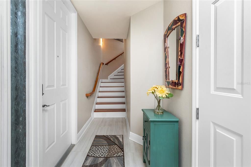 待售: $559,000 (3 贝兹, 2 浴室, 2374 平方英尺)