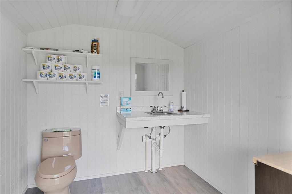 For Sale: $1,295,000 (9.86 acres)