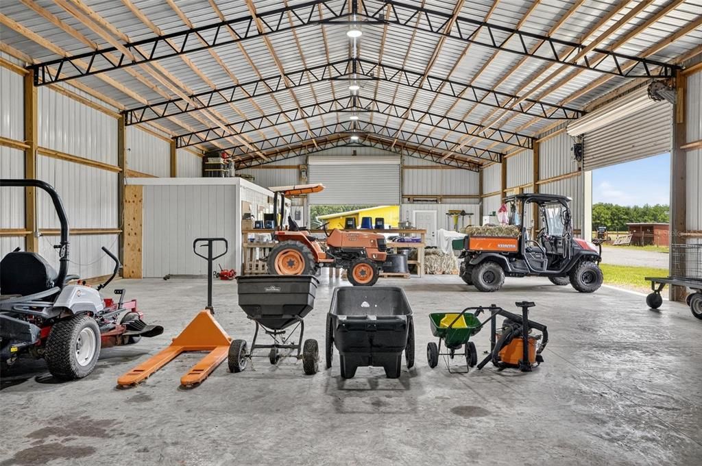 For Sale: $1,295,000 (9.86 acres)