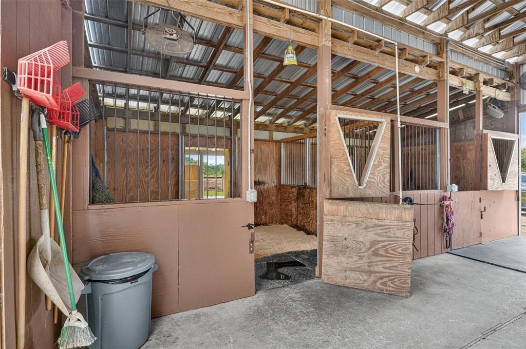 For Sale: $1,295,000 (9.86 acres)