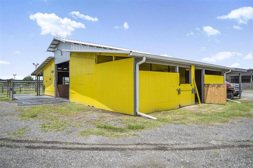 For Sale: $1,295,000 (9.86 acres)