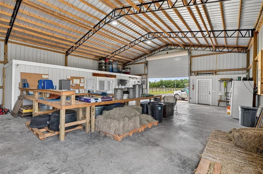 For Sale: $1,295,000 (9.86 acres)