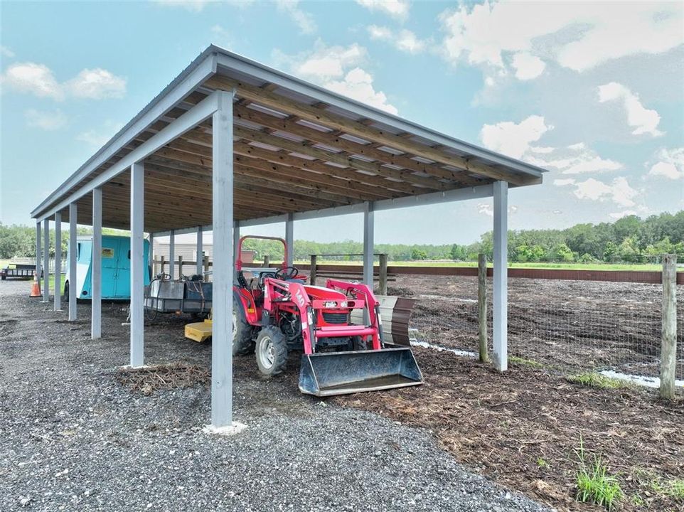 For Sale: $1,295,000 (9.86 acres)