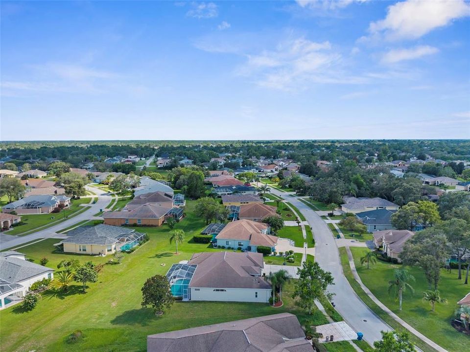 Activo con contrato: $430,000 (3 camas, 2 baños, 2260 Pies cuadrados)