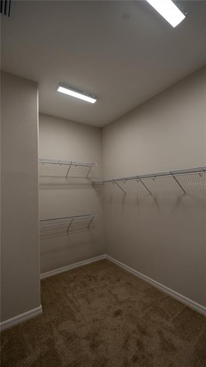 For Sale: $549,900 (3 beds, 2 baths, 2067 Square Feet)