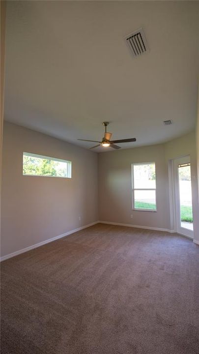 For Sale: $549,900 (3 beds, 2 baths, 2067 Square Feet)