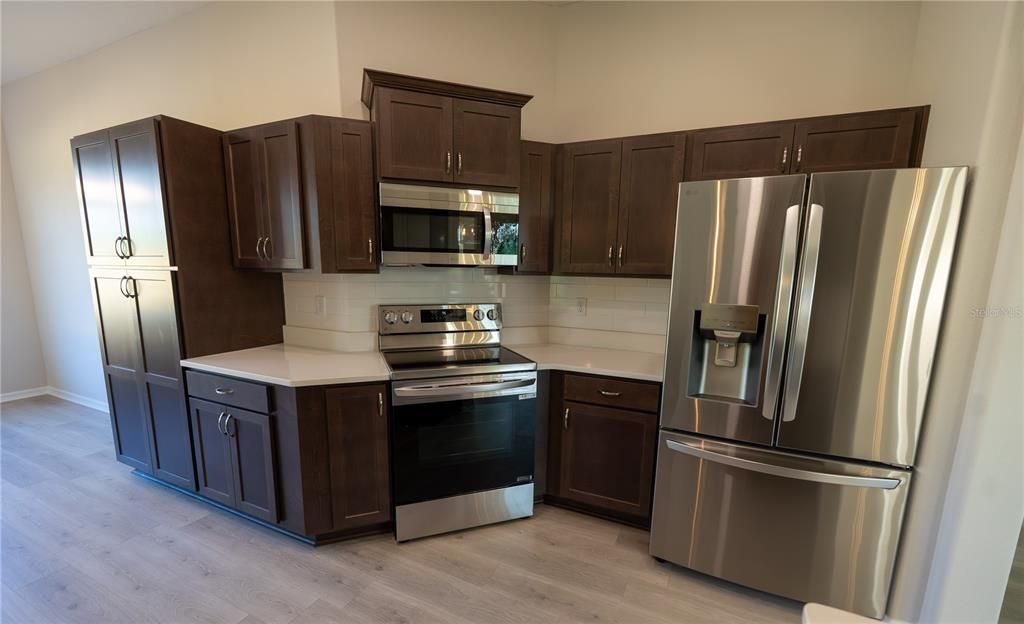 For Sale: $549,900 (3 beds, 2 baths, 2067 Square Feet)