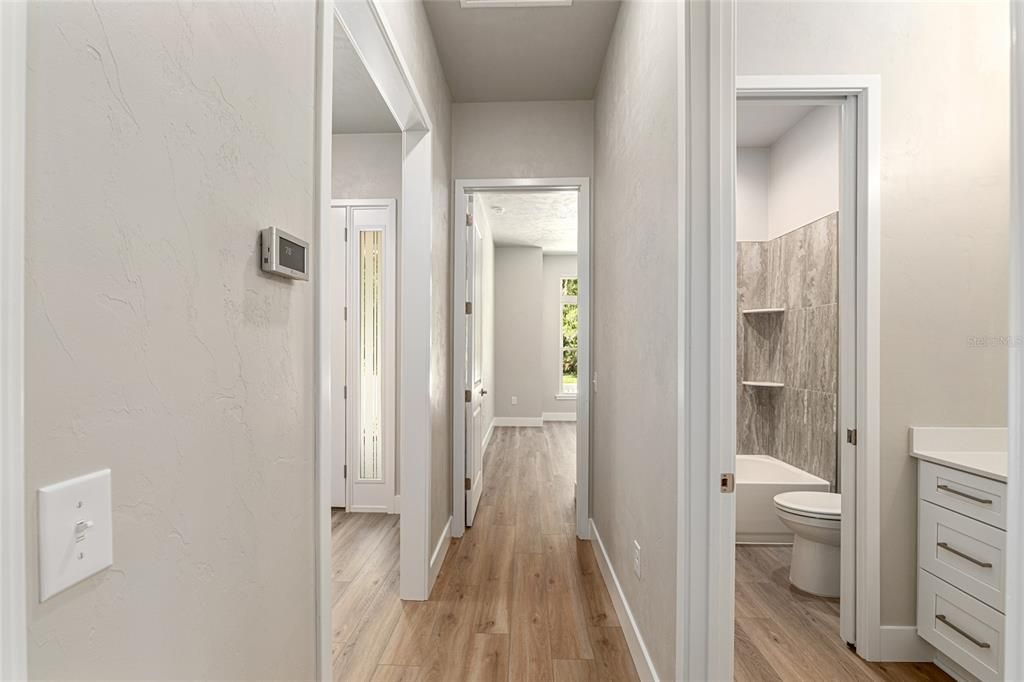 待售: $470,000 (3 贝兹, 2 浴室, 2200 平方英尺)