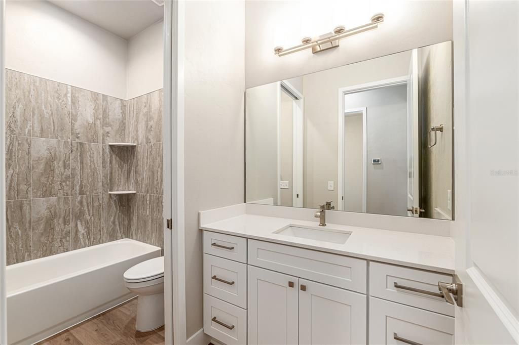 待售: $470,000 (3 贝兹, 2 浴室, 2200 平方英尺)