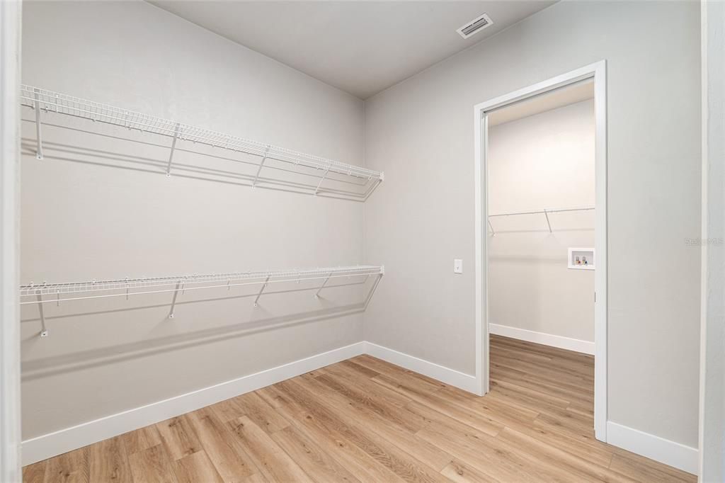 待售: $470,000 (3 贝兹, 2 浴室, 2200 平方英尺)