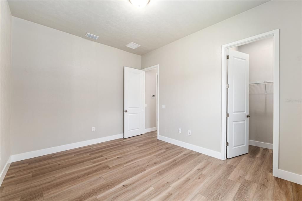 待售: $470,000 (3 贝兹, 2 浴室, 2200 平方英尺)