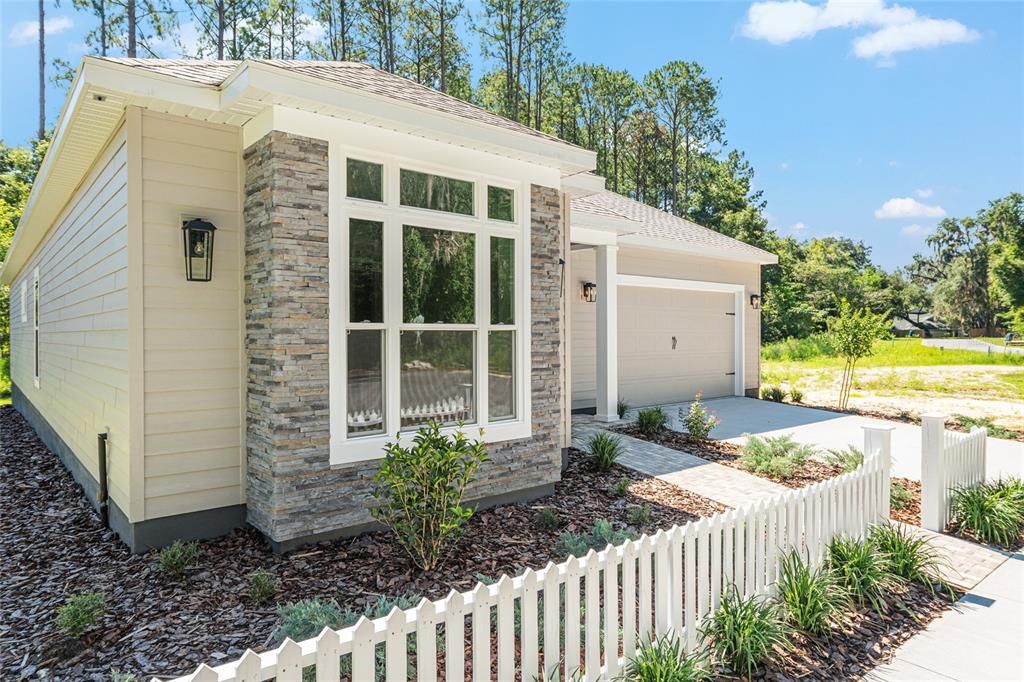 待售: $470,000 (3 贝兹, 2 浴室, 2200 平方英尺)