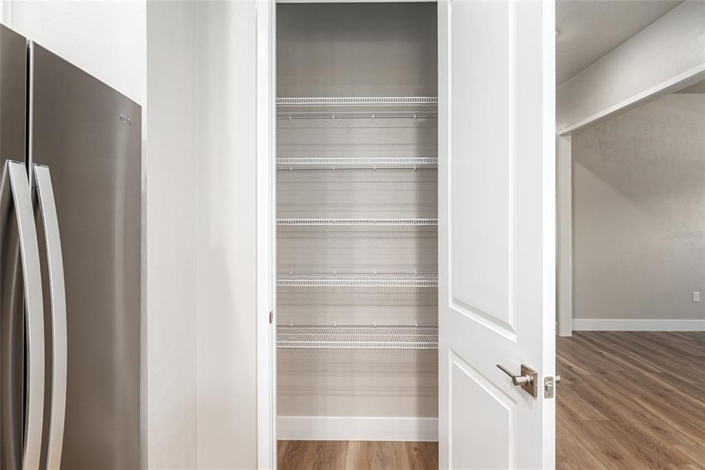 待售: $470,000 (3 贝兹, 2 浴室, 2200 平方英尺)