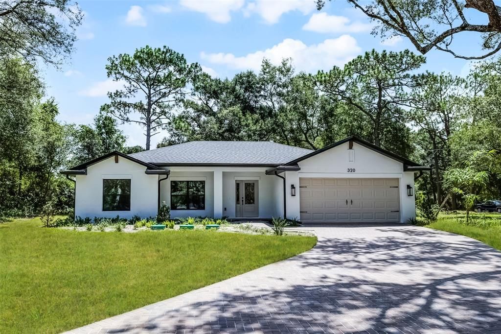 For Rent: $2,995 (3 beds, 2 baths, 1650 Square Feet)