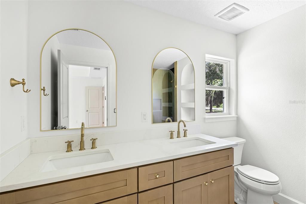 For Rent: $2,995 (3 beds, 2 baths, 1650 Square Feet)