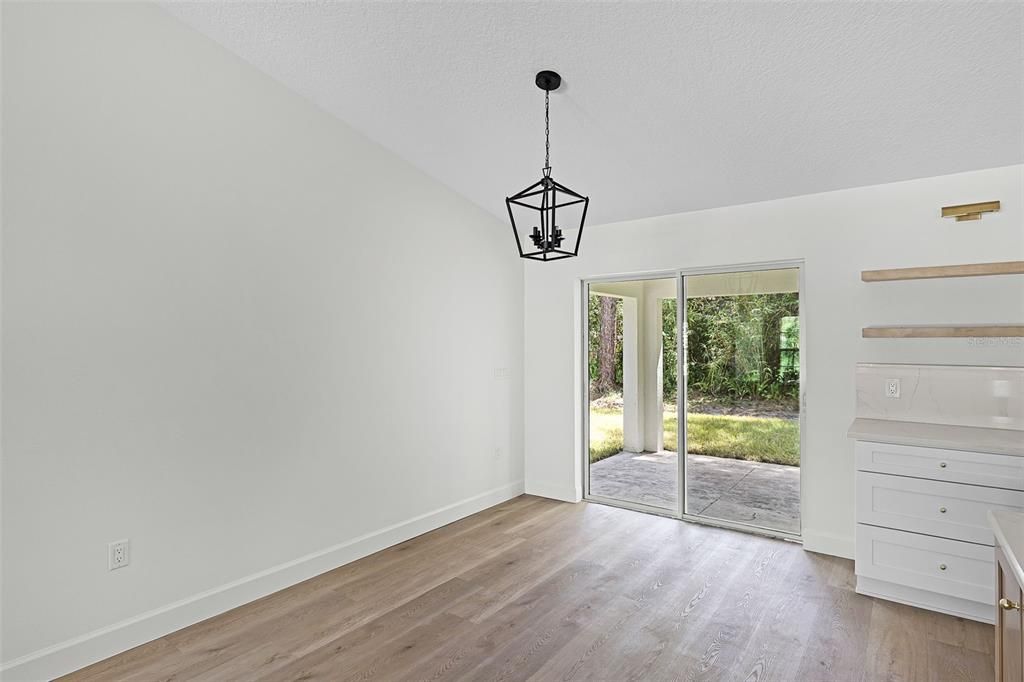 For Rent: $2,995 (3 beds, 2 baths, 1650 Square Feet)