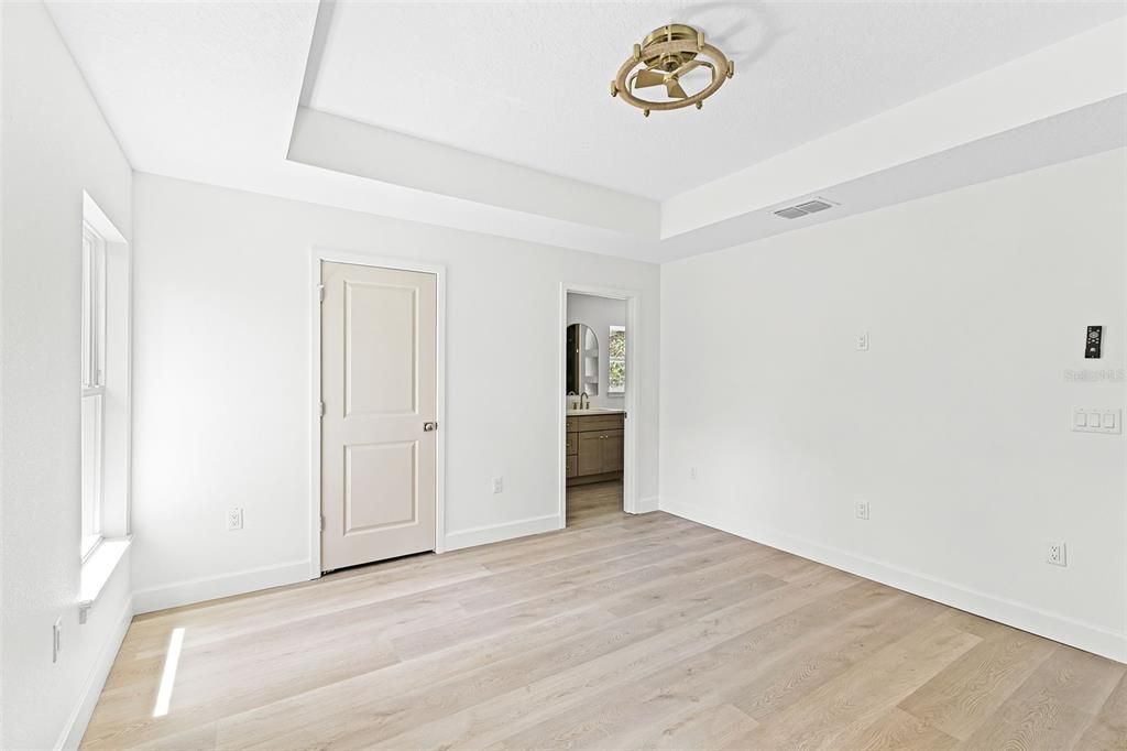 For Rent: $2,995 (3 beds, 2 baths, 1650 Square Feet)