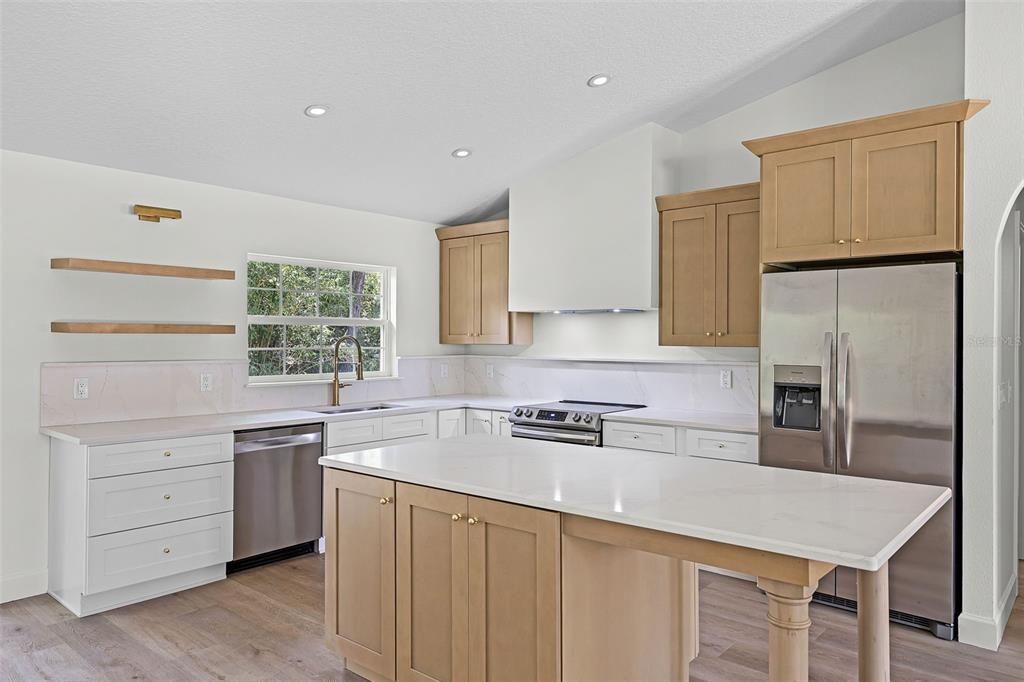 For Rent: $2,995 (3 beds, 2 baths, 1650 Square Feet)