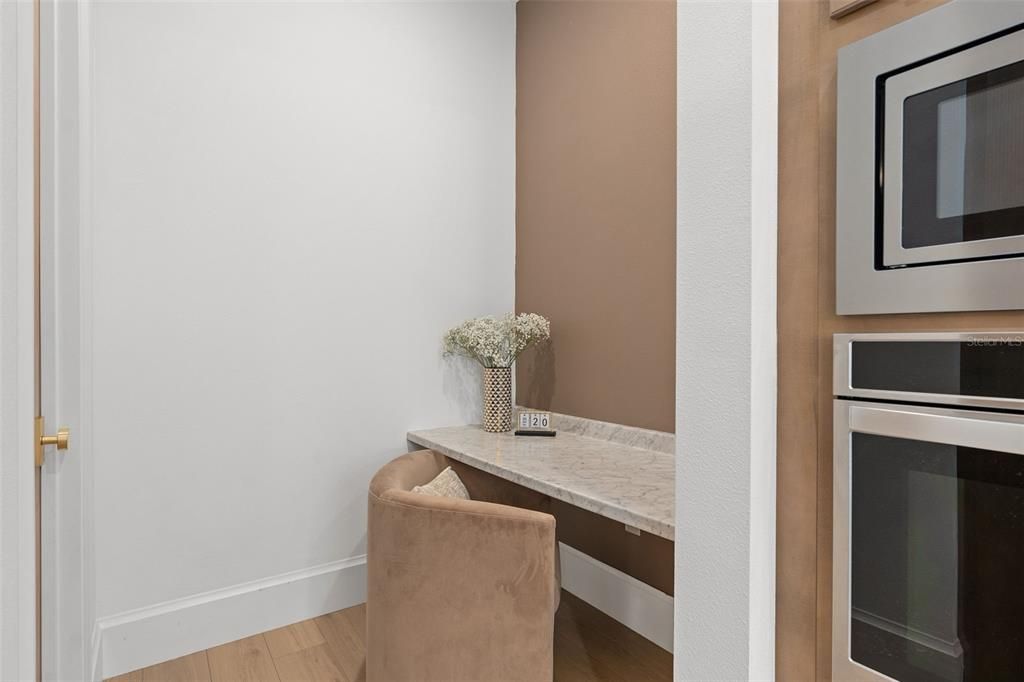 待售: $1,025,000 (4 贝兹, 3 浴室, 2813 平方英尺)