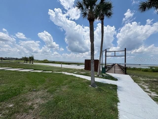 待售: $12,500 (0.50 acres)