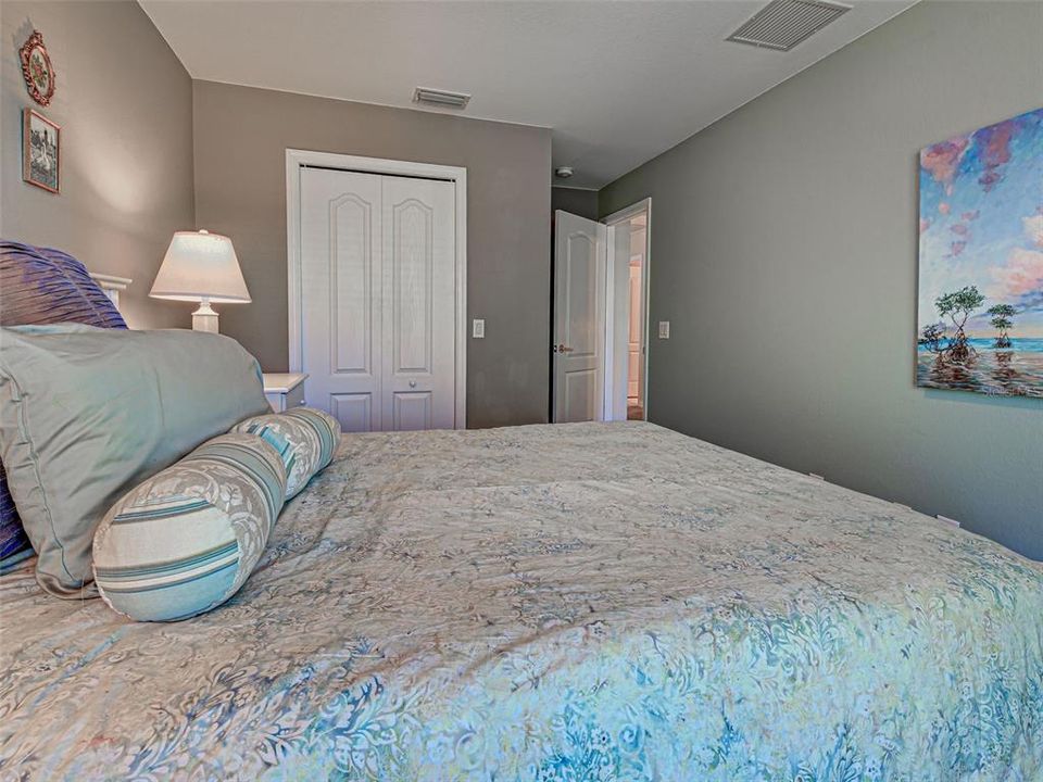 待售: $415,000 (4 贝兹, 2 浴室, 2257 平方英尺)