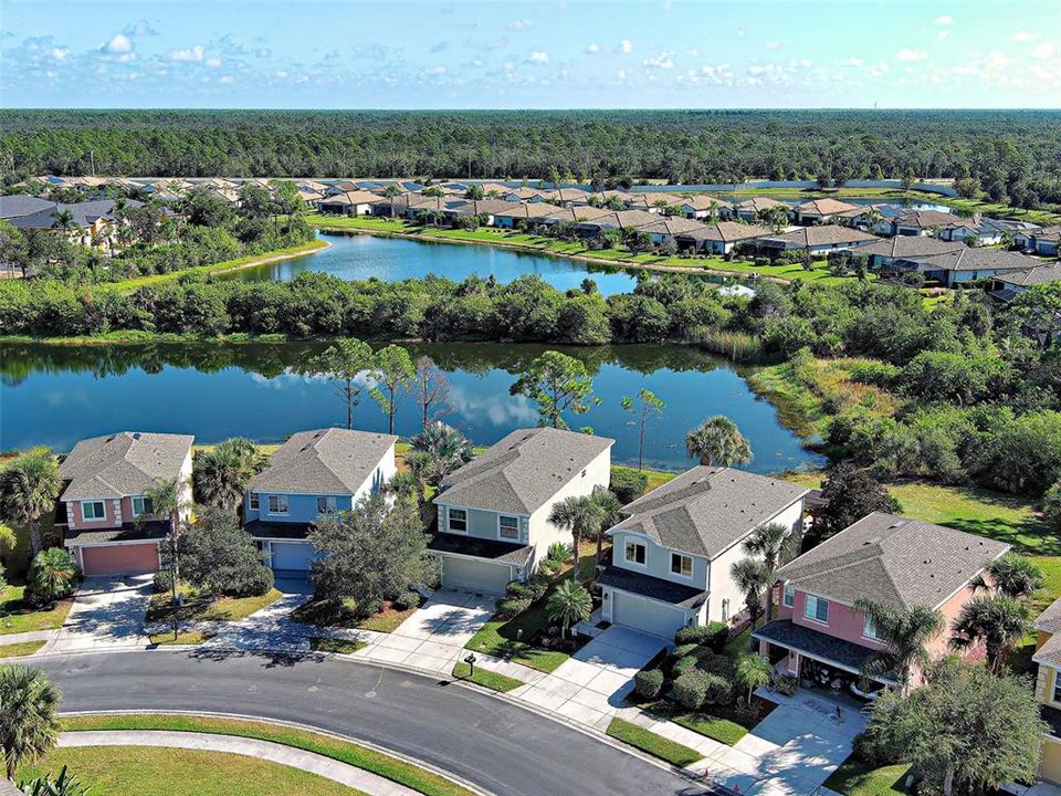 待售: $415,000 (4 贝兹, 2 浴室, 2257 平方英尺)