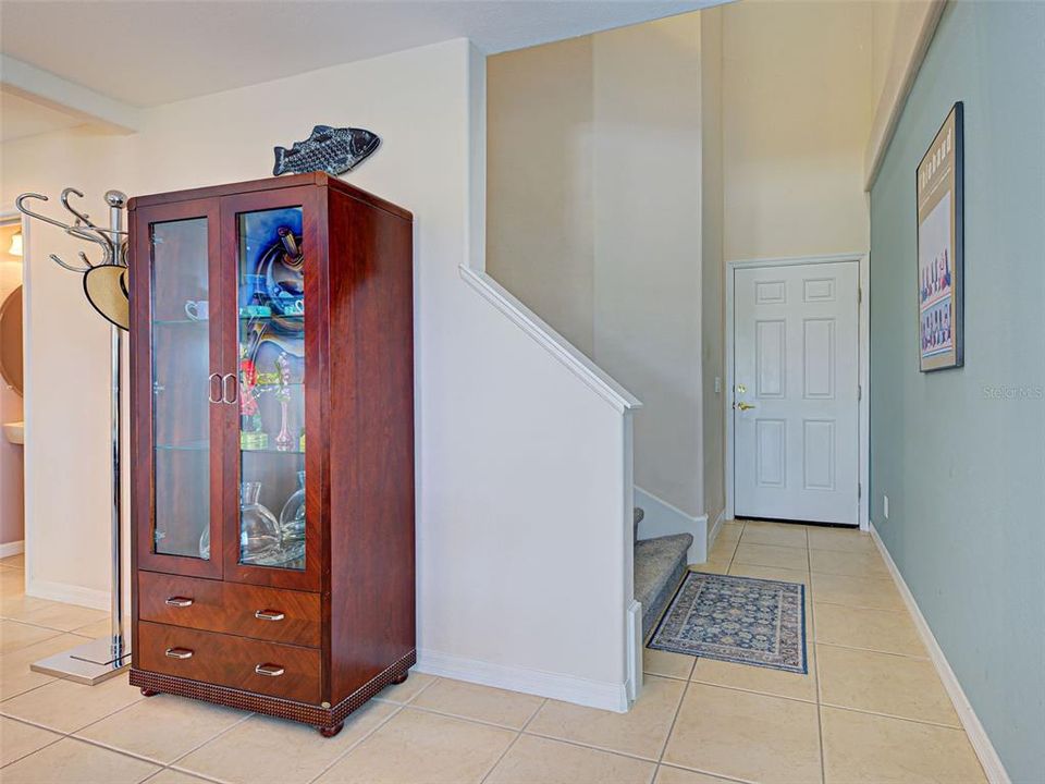 待售: $415,000 (4 贝兹, 2 浴室, 2257 平方英尺)