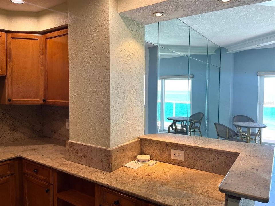 En Venta: $395,000 (1 camas, 1 baños, 707 Pies cuadrados)