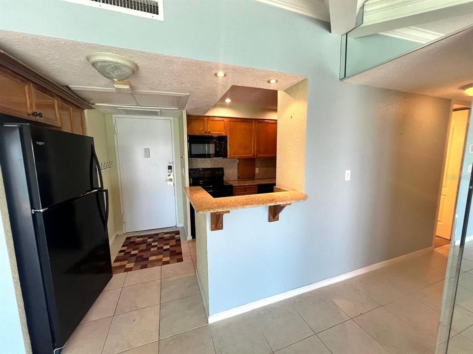 En Venta: $395,000 (1 camas, 1 baños, 707 Pies cuadrados)