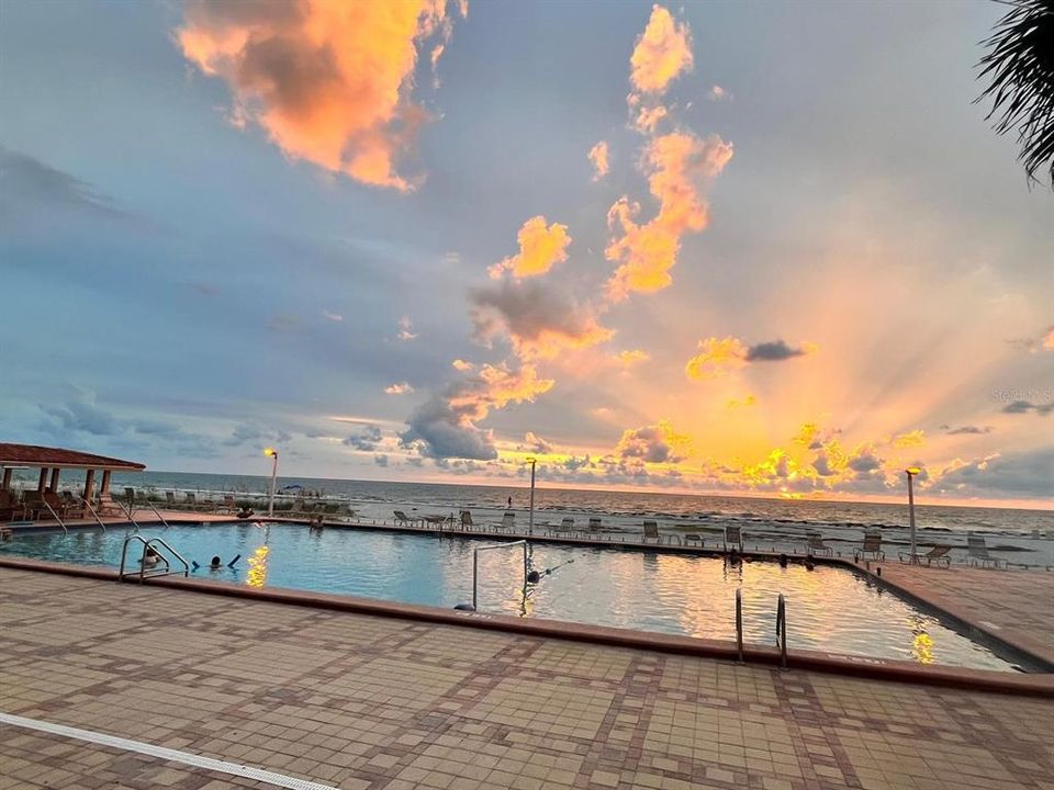 En Venta: $395,000 (1 camas, 1 baños, 707 Pies cuadrados)